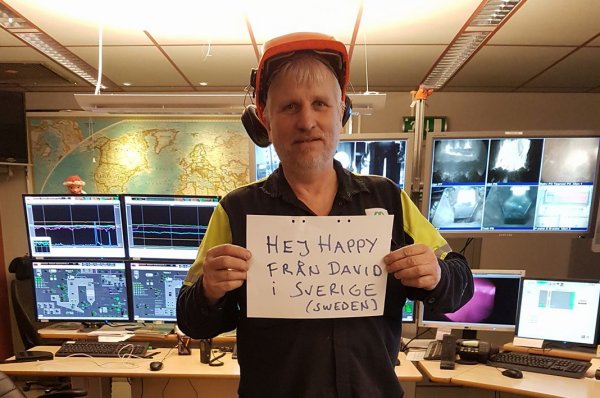David Nyholm from Sweden "Hey Happy from David in Sweden"